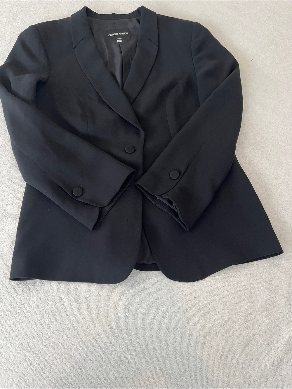Vintage Giorgio Armani women’s size 50/14 100% Silk black blazer/jacket.